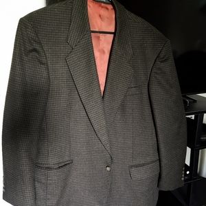 Ron Chereskin Cashmere Blend Men's Suit